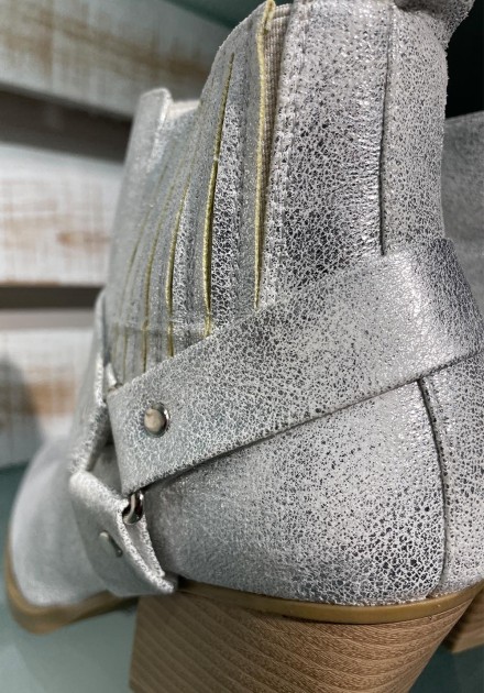 Botin mujer plata detalle Botin mujer plata detalle