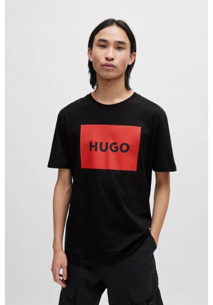 Camiseta Hugo Negra