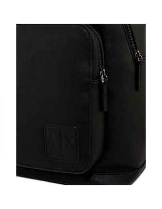 Mochila Armani Exchange negra piel 2