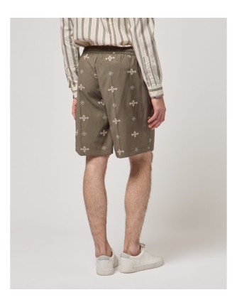 Bermudas Gianni Lupo verde bordados 2