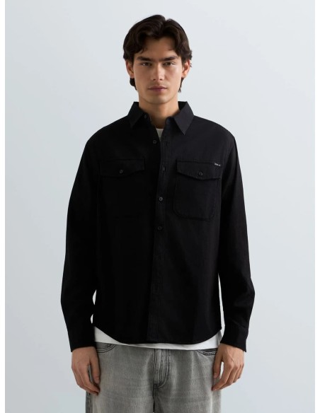 Camisa Replay negra denim para hombre - detalle cuello y botones