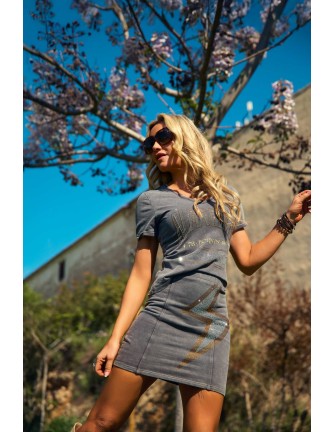 Camiseta Wildwood Camaleónica by Capriche, conjunto con falda Nevala 2