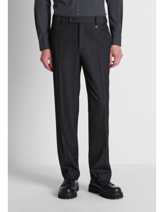 Pantalón Antony Morato negro Evan Relaxe, modelo de frente