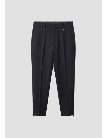 Pantalón Antony Morato negro Ronan - vista frontal completa con modelo