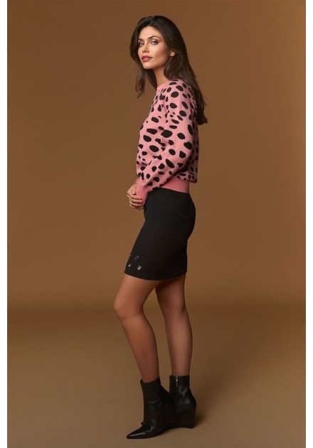 Falda Minueto Pop negra mini con ojales metálicos - vista lateral Falda Minueto Pop negra mini con ojales metálicos - vista lateral