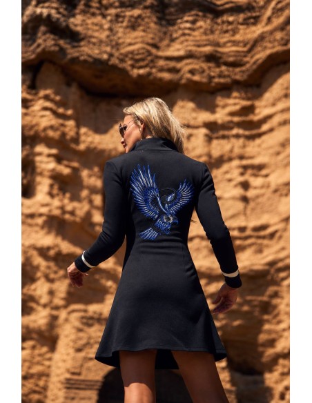 Vestido Falcon Camaleónica by Capriche negro con bordado de águila - imagen 8