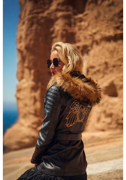 Chaqueta Tiple Camaleónica by Capriche negra efecto piel con cuello de pelo - imagen 2 Chaqueta Tiple Camaleónica by Capriche negra efecto piel con cuello de pelo - imagen 2