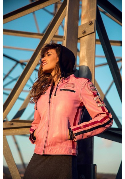 Chaqueta rosa Runak Camaleónica by Capriche efecto piel con capucha - imagen 4 Chaqueta rosa Runak Camaleónica by Capriche efecto piel con capucha - imagen 4