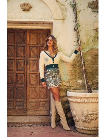 Cardigan corto Birchwood Camaleónica by Capriche crudo con ribete verde - imagen 8