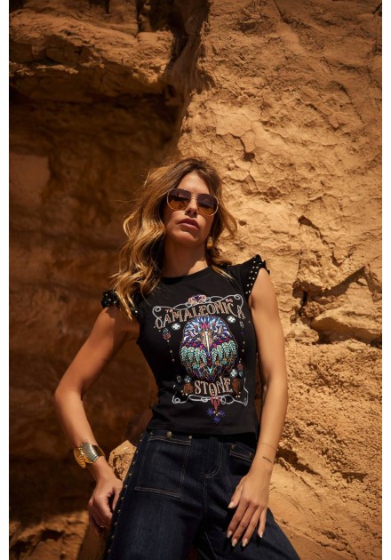 Camiseta Suka Camaleónica by Capriche negra estampada con volantes - vista frontal Camiseta Suka Camaleónica by Capriche negra estampada con volantes - vista frontal