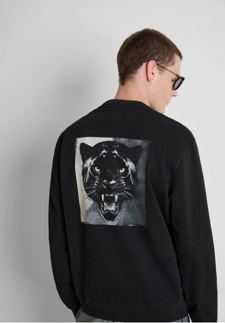 Espalda de la sudadera Antony Morato negra con estampado de felino