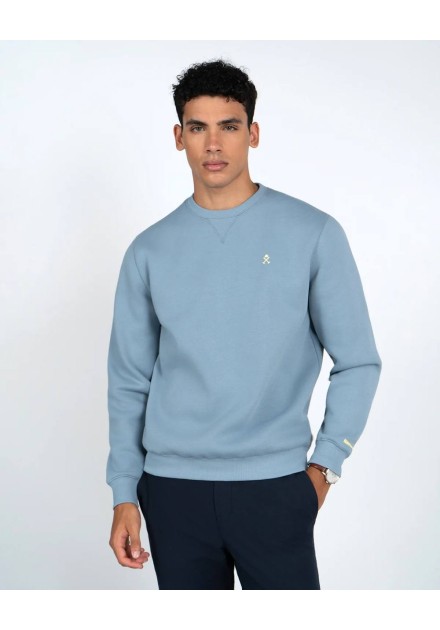 Sudadera Harper and Neyer azul cielo de cuello redondo y manga raglan, vista frontal con modelo Sudadera Harper and Neyer azul cielo de cuello redondo y manga raglan, vista frontal con modelo