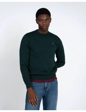 Jersey Harper and Neyer verde bosque de cuello redondo, vista frontal con modelo