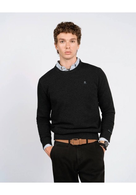 Look completo con jersey Chicago negro y pantalón negro Look completo con jersey Chicago negro y pantalón negro