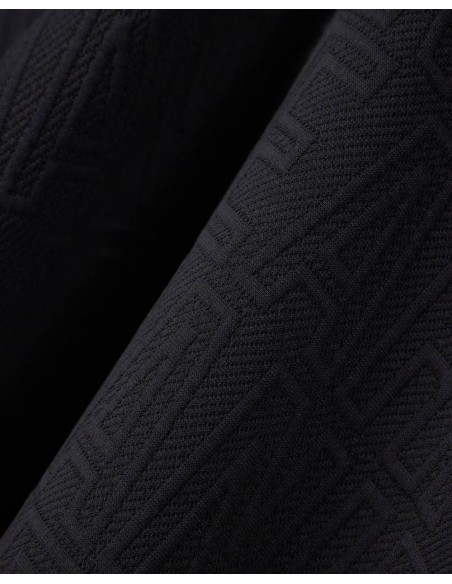 Sudadera Armani Exchange negra - detalle del tejido y logo