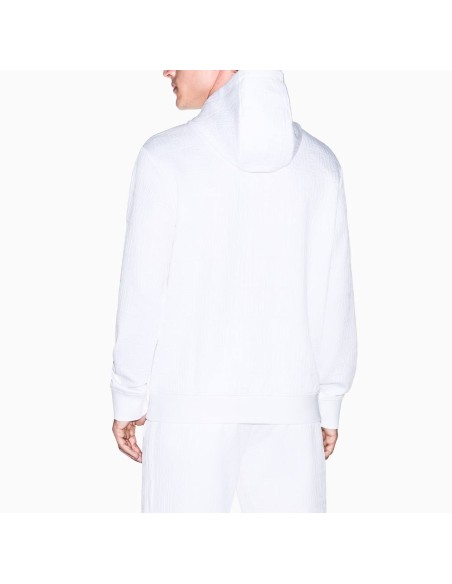 Sudadera Armani Exchange blanca - vista trasera en modelo