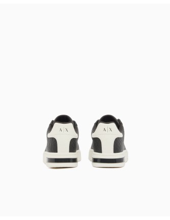 Sneakers Armani Exchange negras - vista tres cuartos del par 2