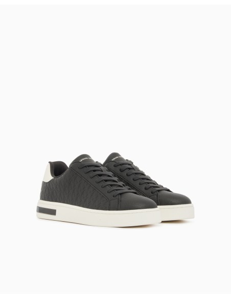 Sneakers Armani Exchange negras - vista tres cuartos del par