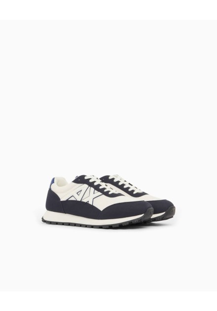 Sneakers Armani Exchange blanco y marino - vista frontal del par Sneakers Armani Exchange blanco y marino - vista frontal del par