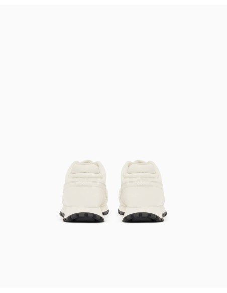Sneakers Armani Exchange blancas - vista del talón