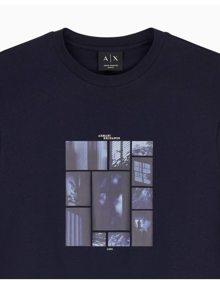 Camiseta Armani Exchange azul marino - detalle del tejido y logo