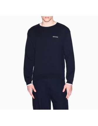 Jersey Armani Exchange azul marino - frontal en modelo