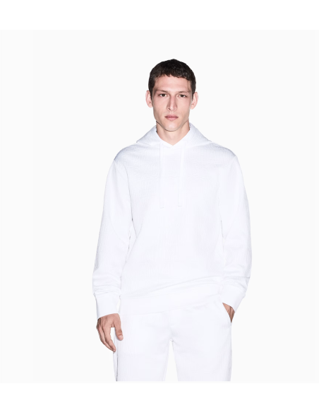 Sudadera Armani Exchange blanca - frontal en modelo