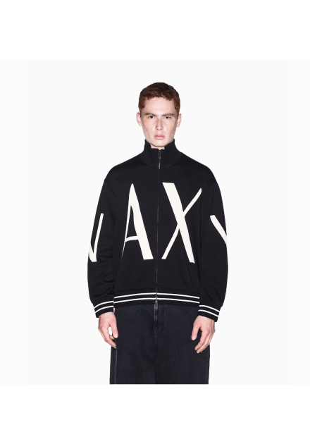Sudadera Armani Exchange negra - frontal en modelo