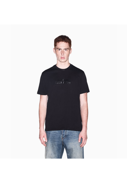 Camiseta Armani Exchange negra - frontal en modelo