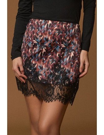 Falda Minueto Lulu estampada con bajo de encaje, vista frontal