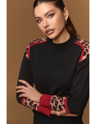Jersey Minueto Amy negro con detalles de leopardo, vista frontal 2