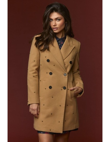 Abrigo Minueto Carnaby camel, detalle